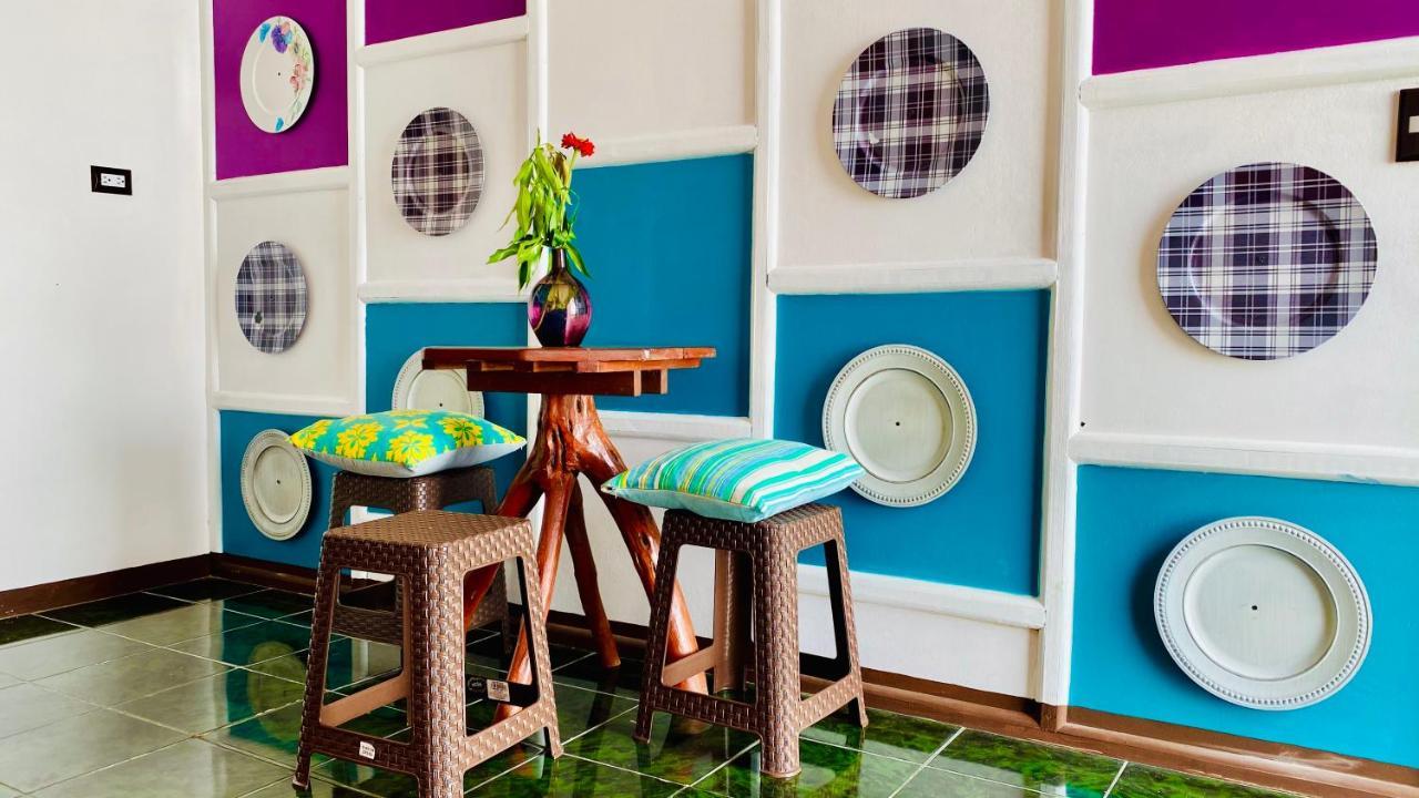 Nomada's Digital Hostal Manuel Antonio