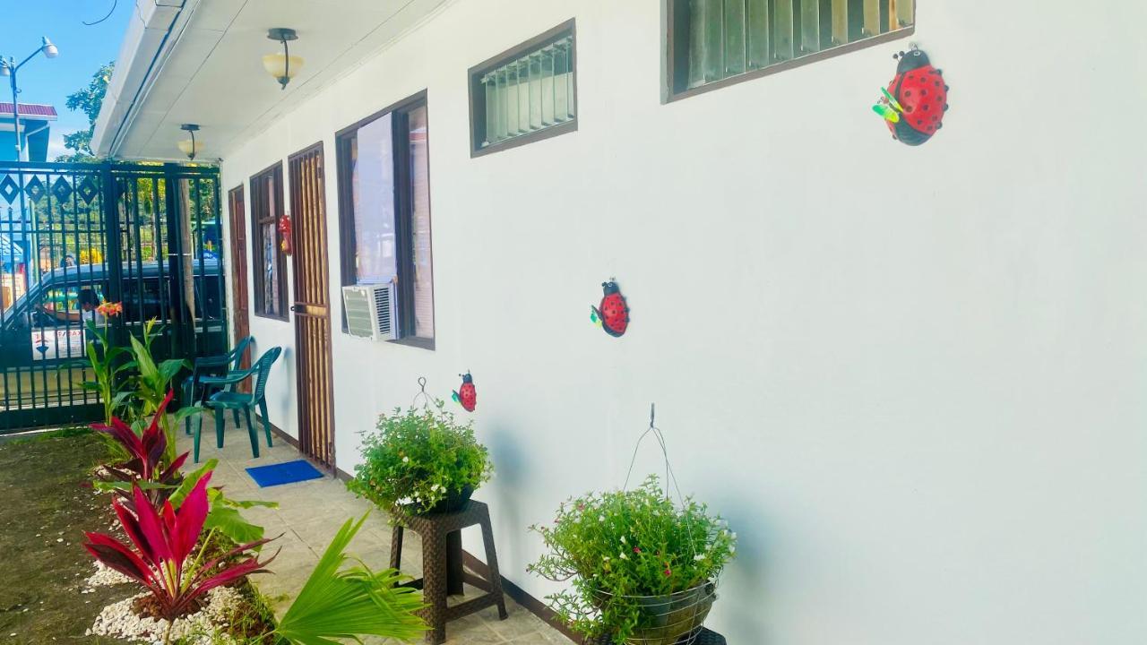 Hostal Nomada's Digital Manuel Antonio